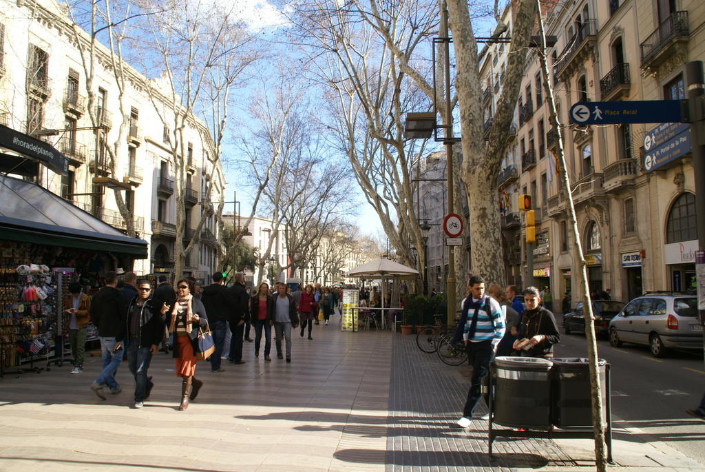 Hostal Mimi Las Ramblas Barcelona Exterior foto