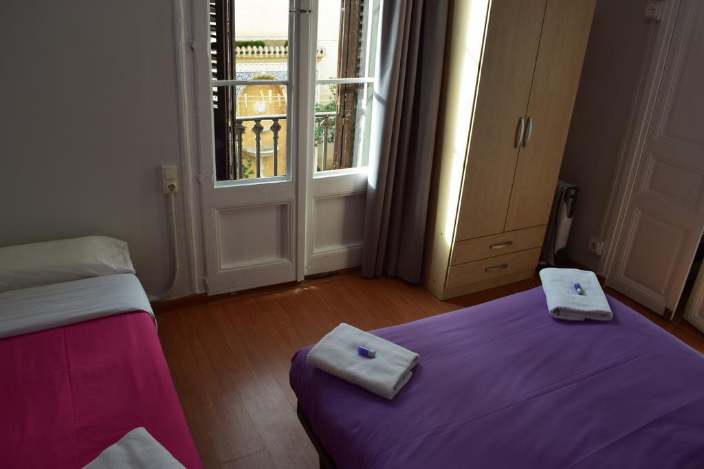 Hostal Mimi Las Ramblas Barcelona Exterior foto